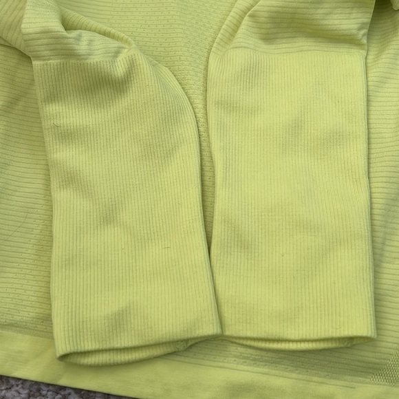 Lululemon Swiftly Tech Long-Sleeve Shirt 2.0 Race Length Electric Lemon - Picture 10 of 11
